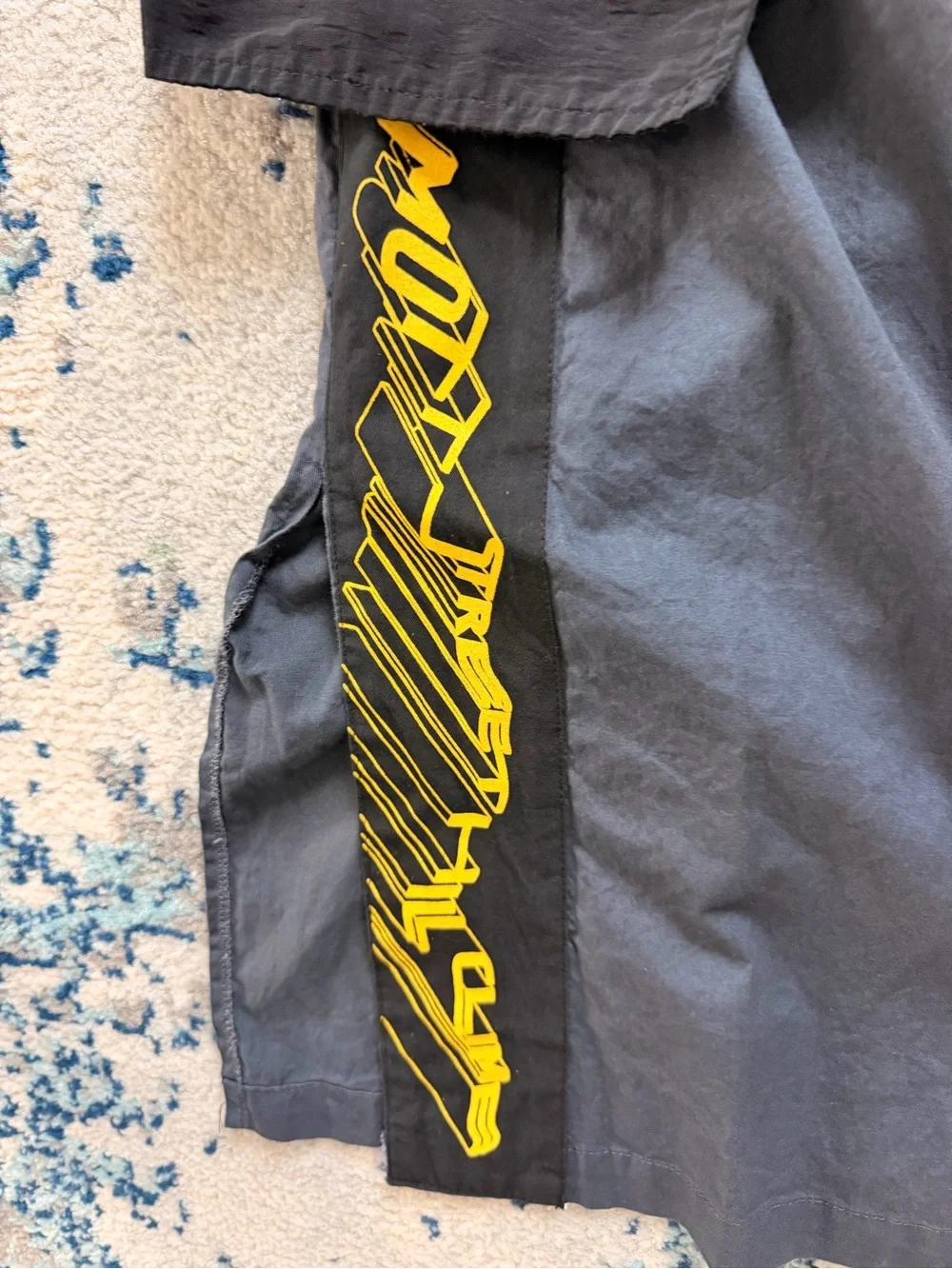Design Lab Lord & Taylor Gray Trench Coat with Yellow Graphic Arrow